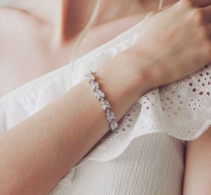 srebrna slubna bransoletka cyrkonie.jpg