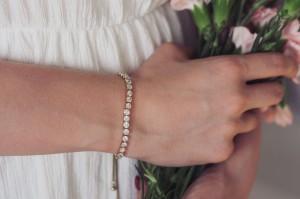 zlota bransoletka na sciagaczu cyrkonie