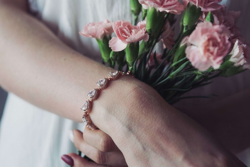 bransoletka rozowe zloto rose gold cyrkonie