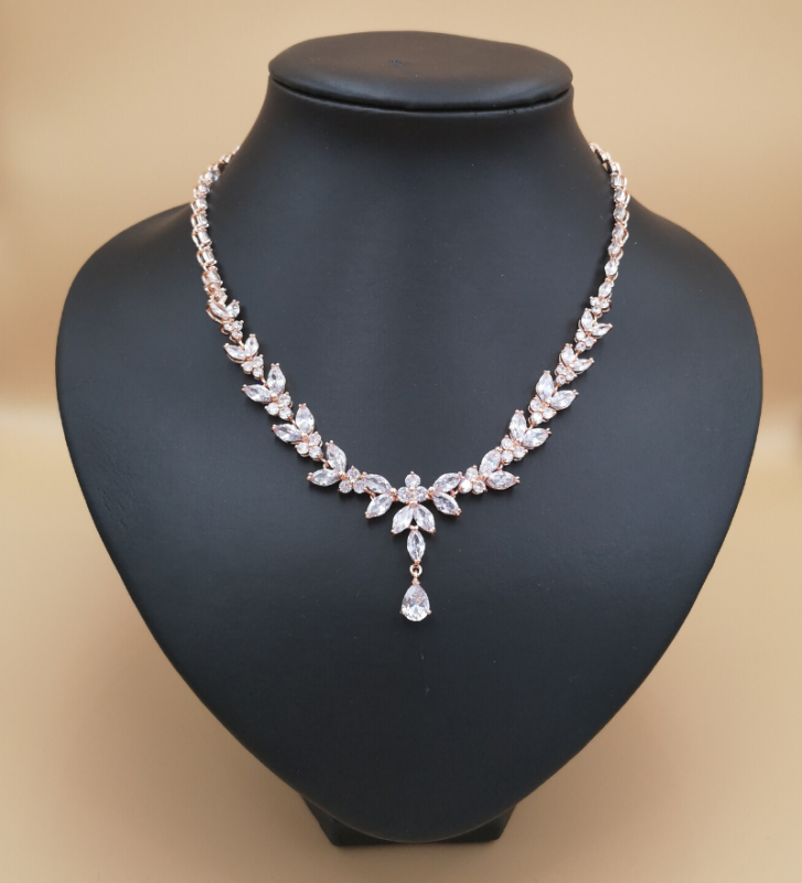 elegancki naszyjnik slubny rozowe zloto rose gold motyw roslinny (1).png