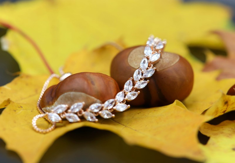 delikatna bransoletka slubna rose gold listki motyw roslinny.JPG