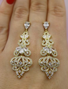 zlote kolczyki slubne eleganckie.JPG