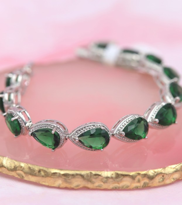 bransoletka slubna zielone cyrkonie elegancka.JPG