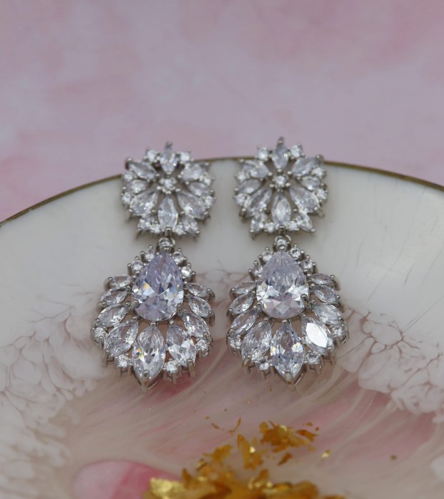 srebrne kolczyki slubne cyrkonie krysztalki.JPG