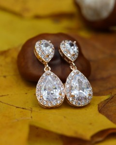 delikatne kolczyki slubne rozowe zloto cyrkonie.JPG