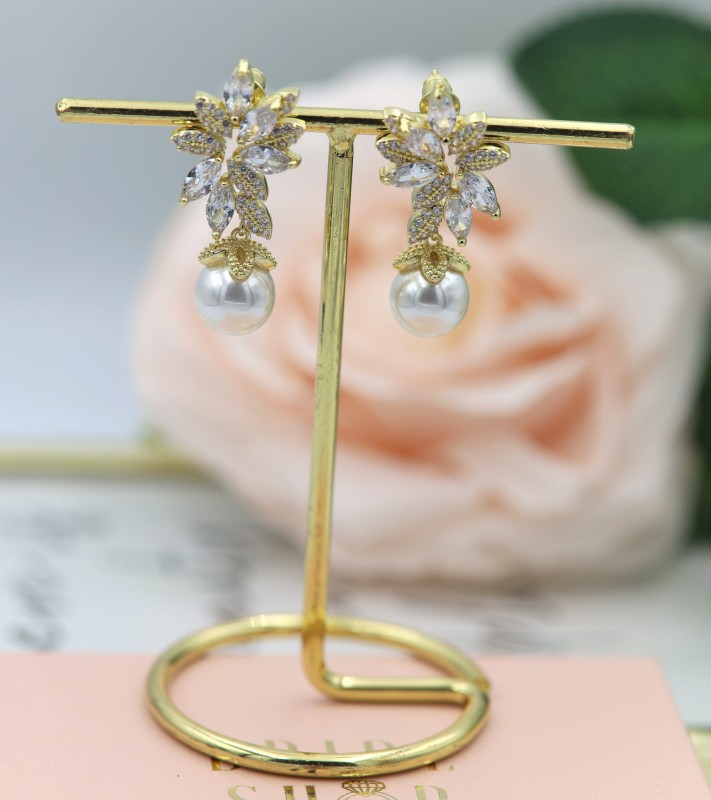 delikatne zlote kolczyki z perlami.JPG