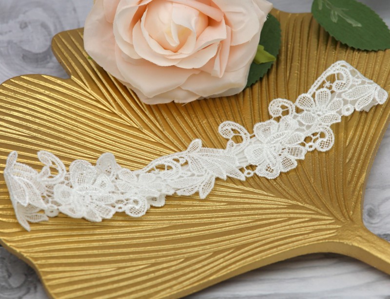 koronkowa podwiazka biala.JPG