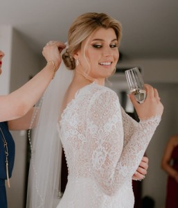 zlote kolczyki slubne.jpg