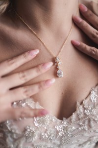 Zloty naszyjnik z cyrkoniami