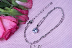 Delikatny naszyjnik srebrny cyrkonie