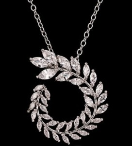 Naszyjnik srebrny cyrkonie LUCIA.jpg