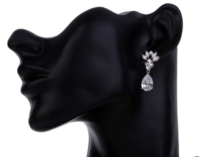 Kolczyki srebrne cyrkonie delikatne.jpg